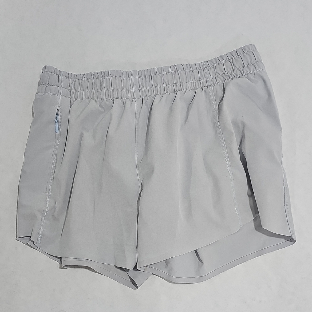 #18 Athleta Women's Light Gray Athletic Shorts